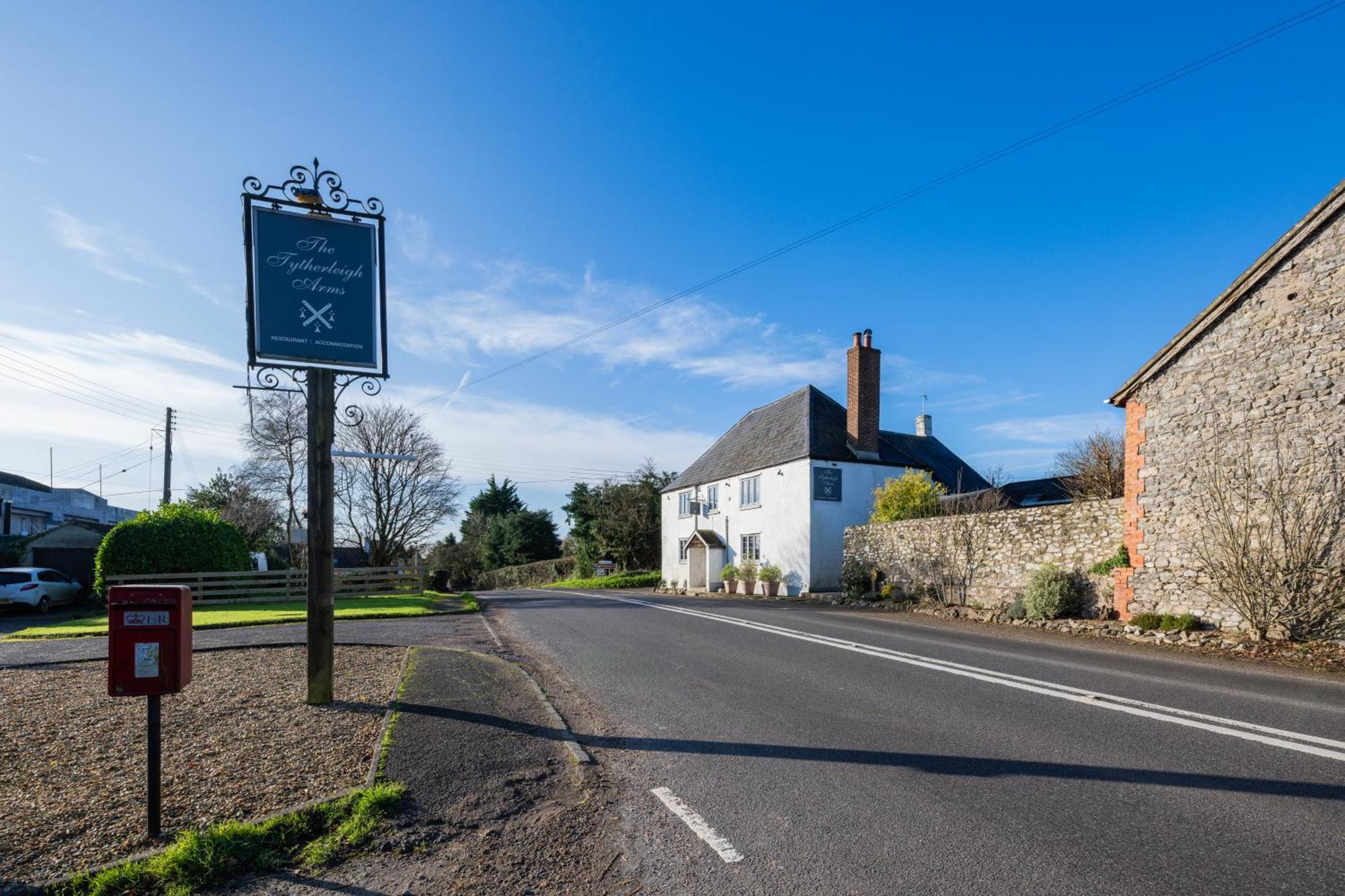 The Tytherleigh Arms 엑스민스터 외부 사진
